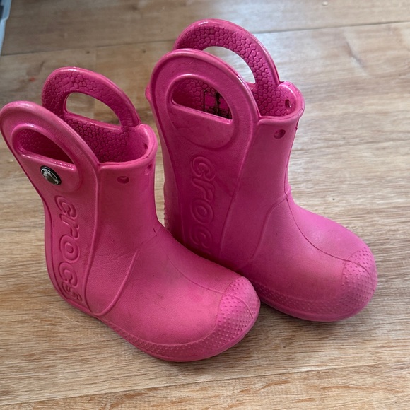 CROCS Kids Fuchsia Rain Boots - Picture 1 of 3